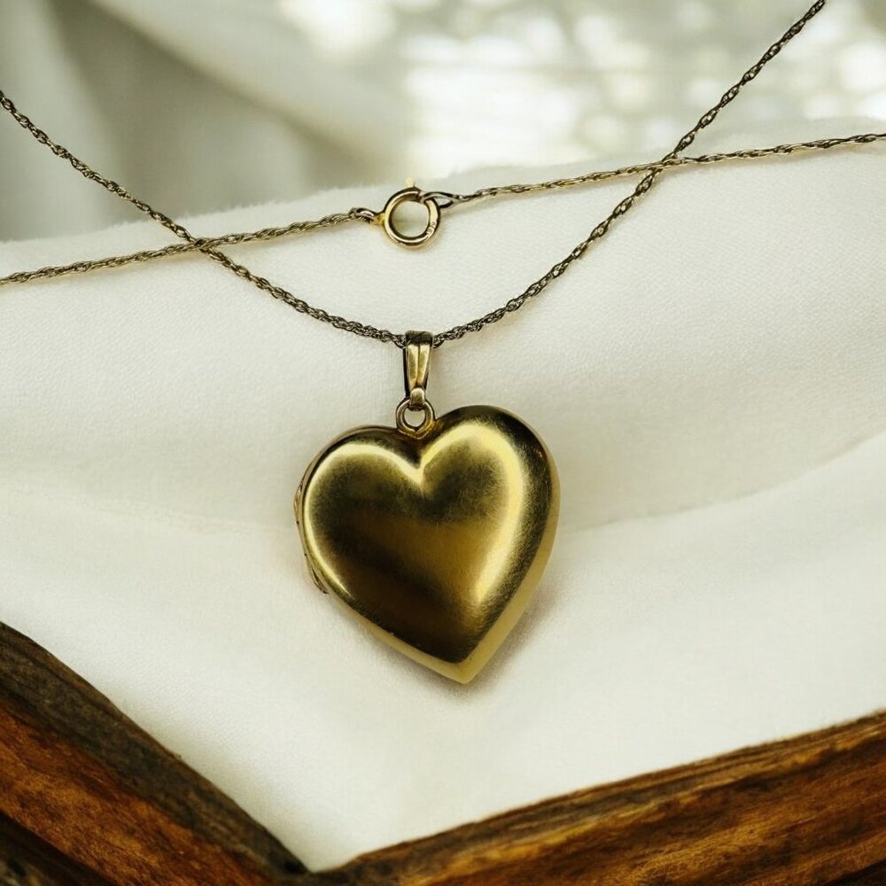 ANTIQUE- 14K Gold- Bohemian Garnet Heart Locket Necklace -17"-Victorian- 4.7g - Picture 3 of 16